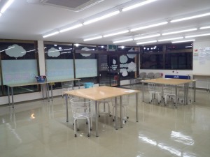 店内（窓側）